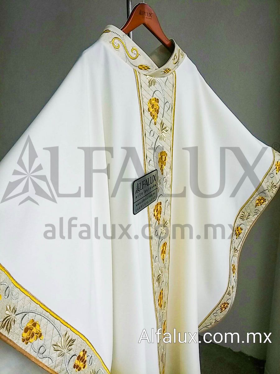 03 UVAS Laterales Brocado 52